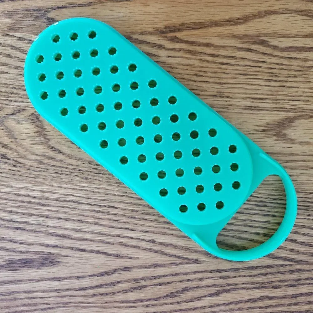 Tupperware #1374-11 Jadeite Cheese-Vegetable Grater Shredder Replacement Green